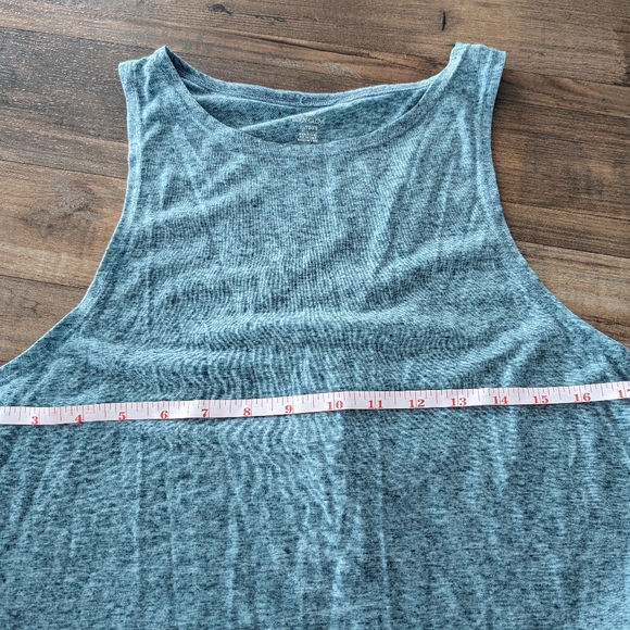 Body glove tank woman's XL - Picture 2 of 6